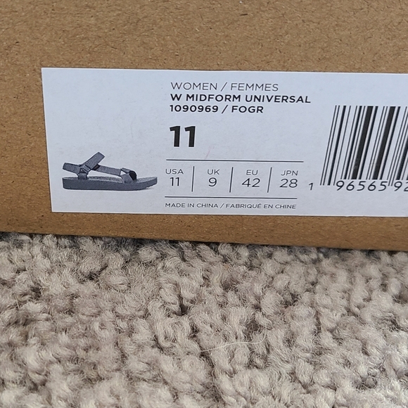 NWT Teva Midform Universal Sandal - Picture 5 of 5
